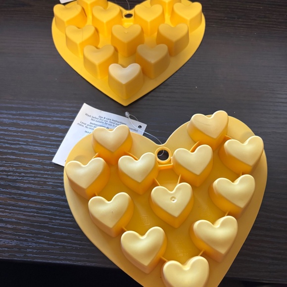 HEART ICE TRAY MOLDS - Picture 2 of 2